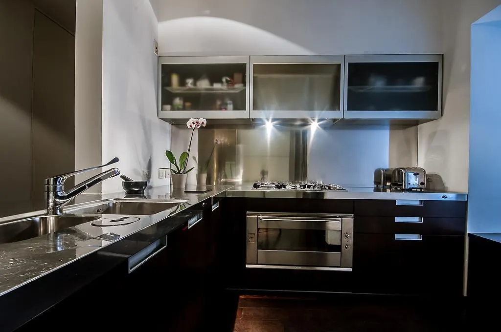 Delsi Luxury Apartment Rome