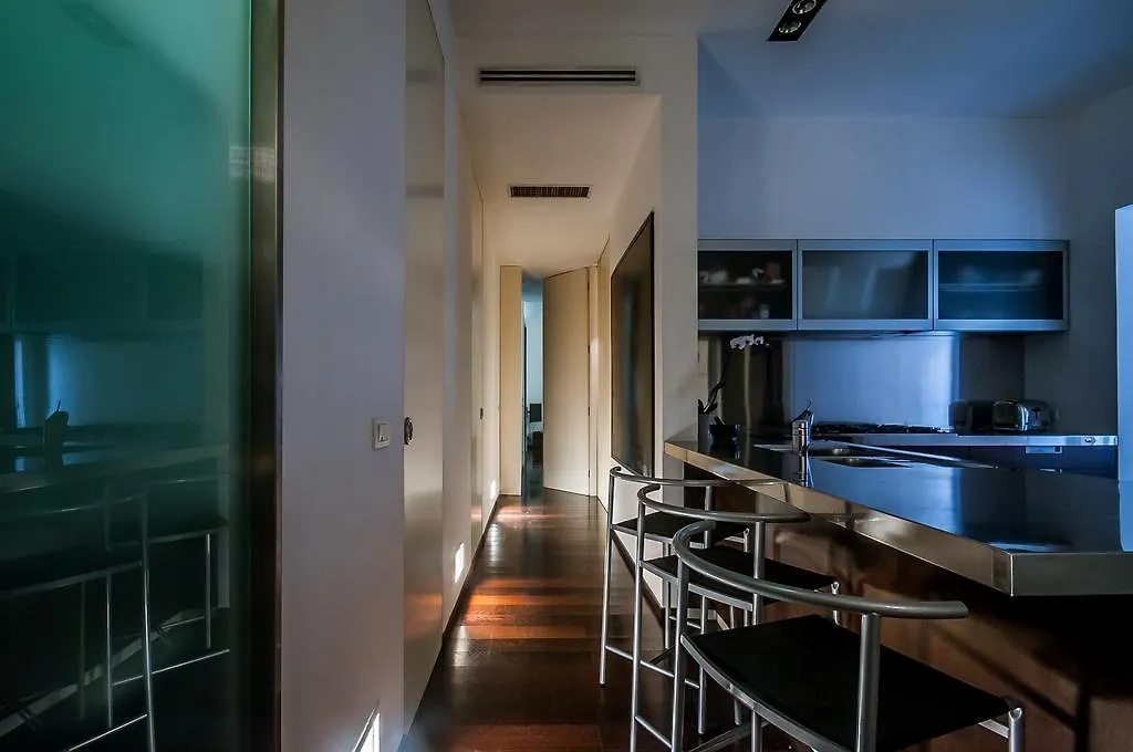 Delsi Luxury Apartment contacts